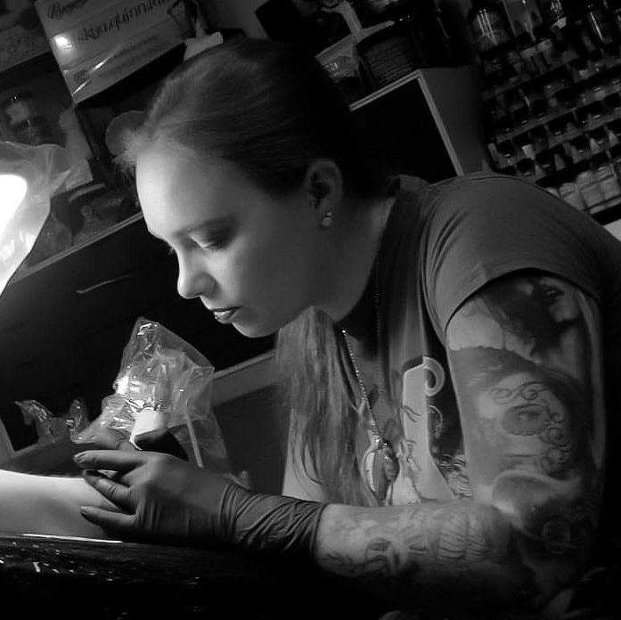 L Ancrage Pigmente Tatouage Vannes PSX 20230809 162111 1 L Ancrage Pigmente Tatouage Vannes PSX 20230809 162111 1